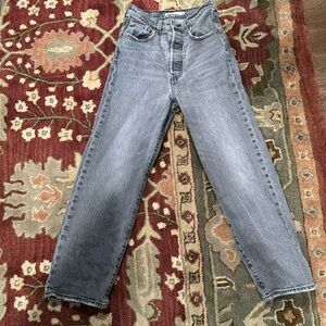 High wasted Levi’s